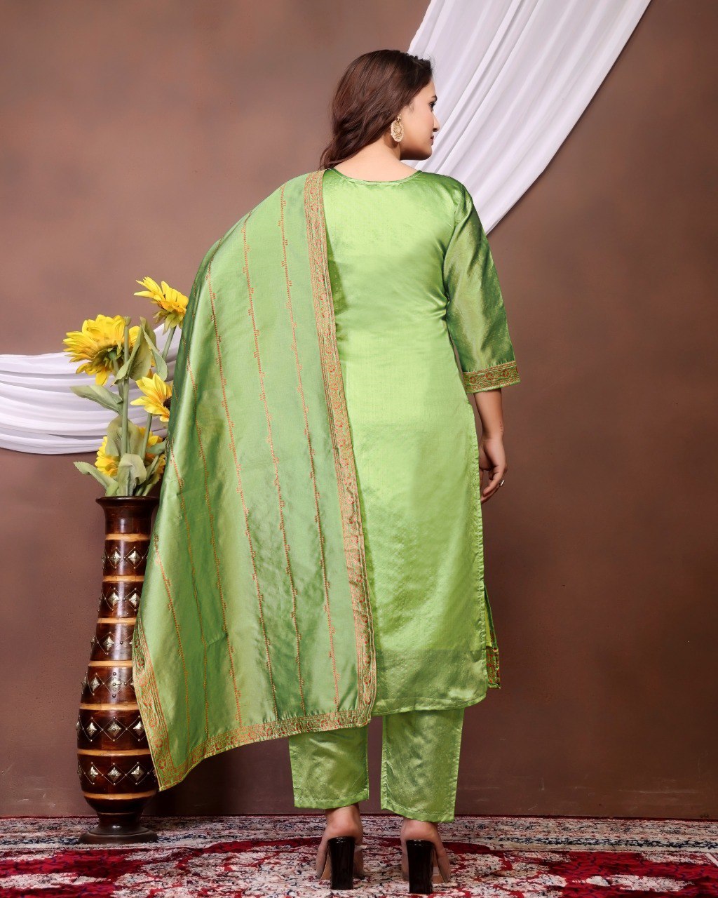 Introducing New Kurti Dupatta & Bottom Set πβ¨